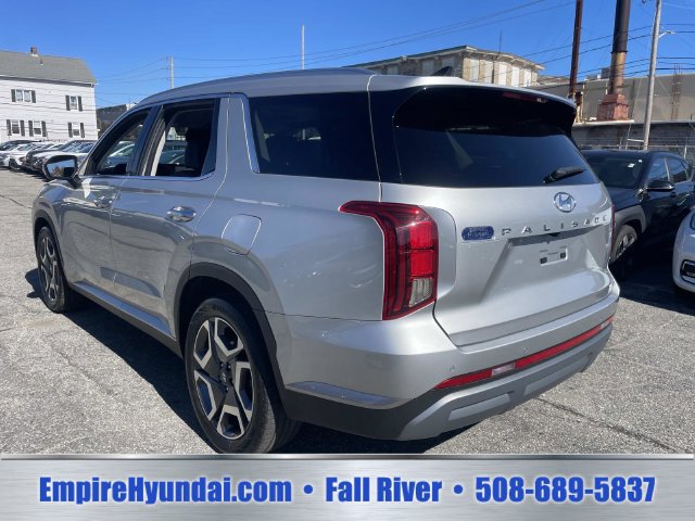 Used 2024 Hyundai Palisade SEL w/ Premium Package AWD/4WD image 9