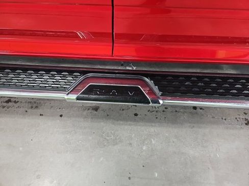 Used 2024 RAM 2500 Big Horn w/ Bed Utility Group image 5