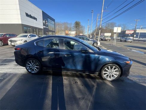 Used 2023 MAZDA MAZDA3 s image 9
