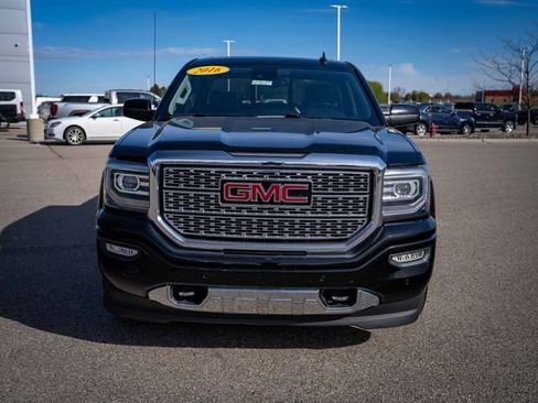 Used 2016 GMC Sierra 1500 Denali w/ Denali Ultimate Package AWD/4WD image 3