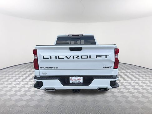 Used 2023 Chevrolet Silverado 1500 RST w/ Convenience Package II AWD/4WD image 5