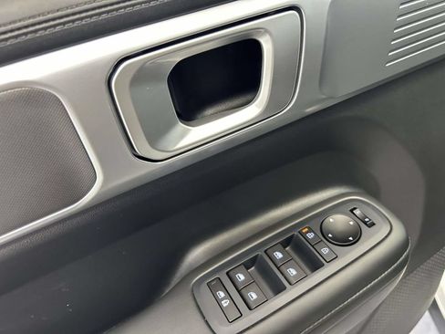 Used 2026 Hyundai Santa Fe SEL FWD image 15