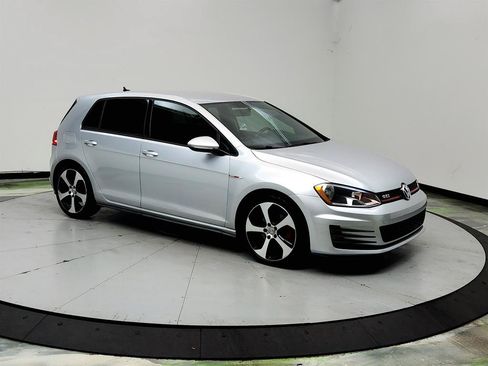 Used 2017 Volkswagen GTI S FWD image 3