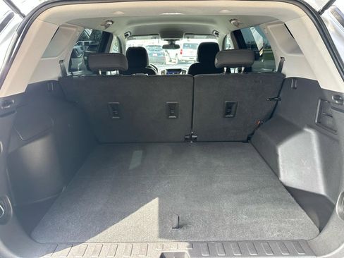 Used 2020 GMC Terrain SLE FWD image 17