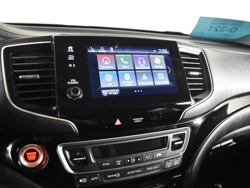 Used 2022 Honda Pilot Touring image 25