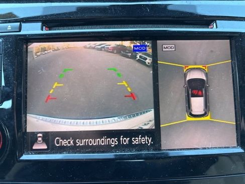 Used 2020 Nissan Rogue SV w/ Premium Package image 15