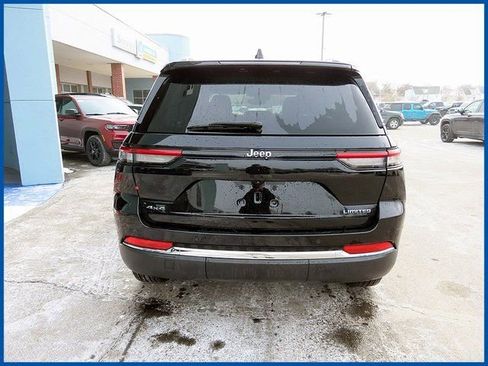 Certified 2023 Jeep Grand Cherokee Limited image 6