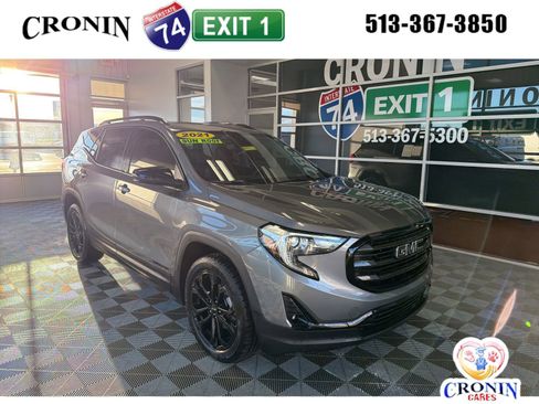 Used 2021 GMC Terrain SLT w/ Infotainment Package II image 1