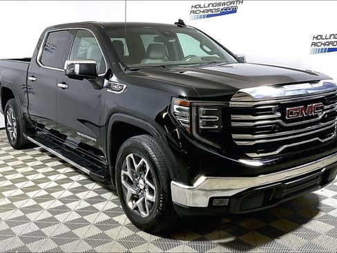 Used 2025 GMC Sierra 1500 SLT w/ SLT Premium Package RWD image 3