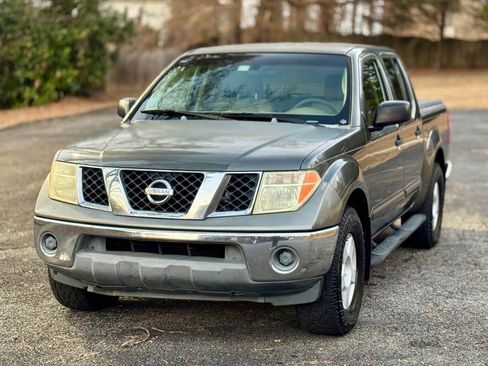 Used 2006 Nissan Frontier SE w/ (P01) Power Pkg image 1