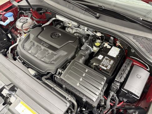 Used 2021 Volkswagen Tiguan SE w/ Panoramic Sunroof Package AWD/4WD image 30