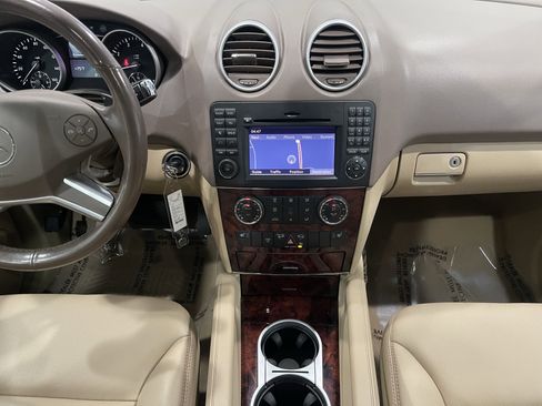 Used 2011 Mercedes-Benz ML 350 4MATIC image 17