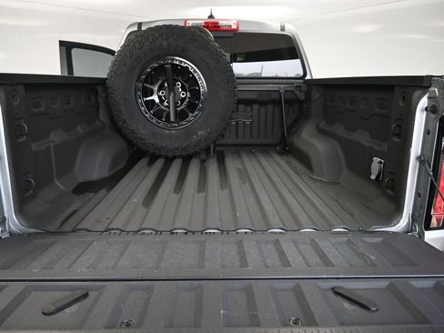Used 2024 GMC Canyon AT4X w/ AT4X AEV Edition AWD/4WD image 20
