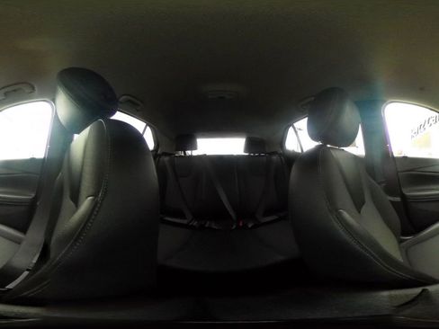 Used 2025 Buick Encore GX Preferred image 42