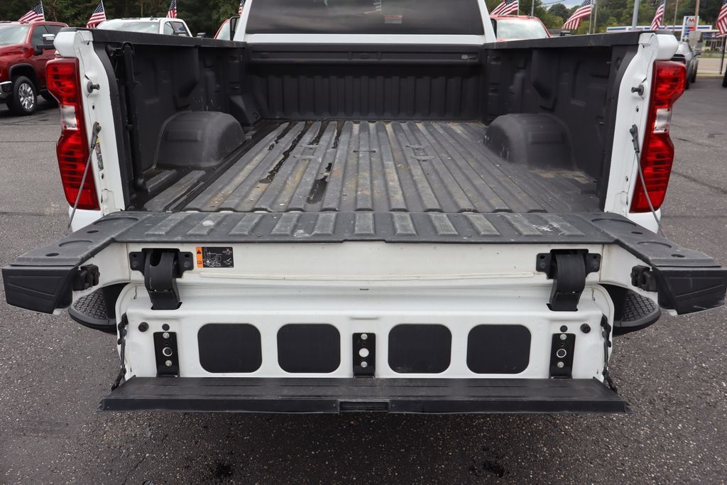 Used 2024 Chevrolet Silverado 3500 W/T AWD/4WD image 24