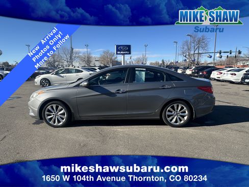 Used 2013 Hyundai Sonata SE w/ Navigation & Sunroof Pkg image 10