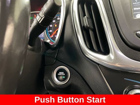 Certified 2019 Chevrolet Equinox LT AWD/4WD image 5