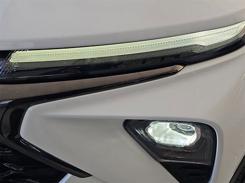 Certified 2024 Chevrolet TrailBlazer RS w/ Driver Confidence Package image 31