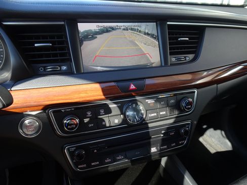 Used 2017 Kia Cadenza Technology FWD image 19