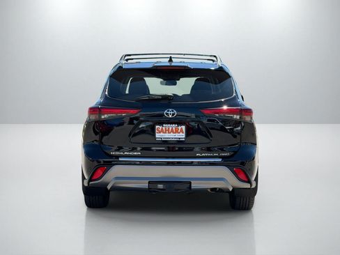 Used 2025 Toyota Highlander Platinum AWD/4WD image 5