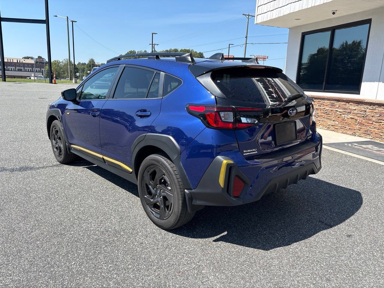 Used 2024 Subaru Crosstrek 2.5i Sport AWD/4WD image 7