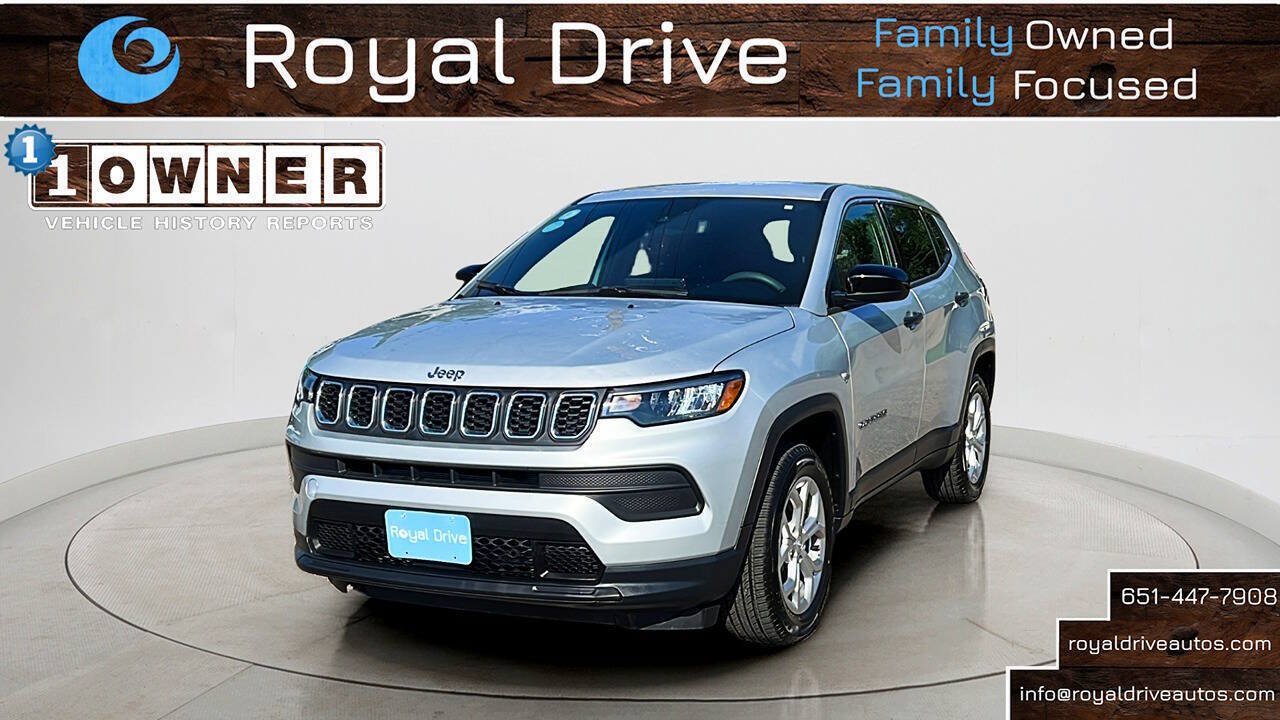 Used 2024 Jeep Compass Sport AWD/4WD image 1