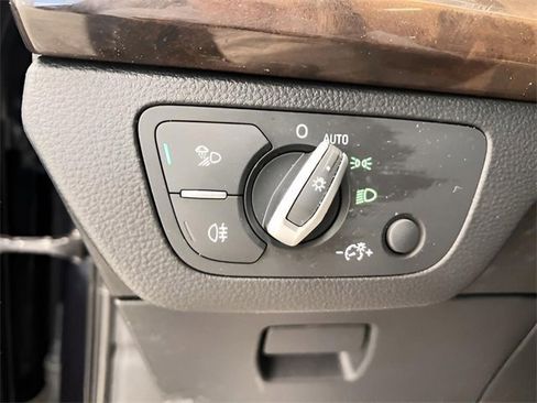 Used 2018 Audi Q5 2.0T Premium Plus w/ Premium Plus Package image 15