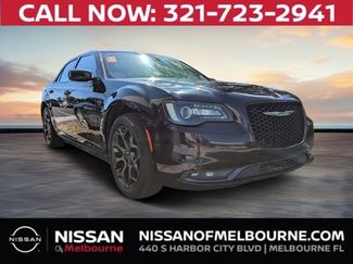 Used 2015 Chrysler 300 S image 1