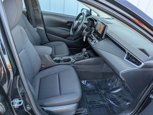 Used 2023 Toyota Corolla LE image 28
