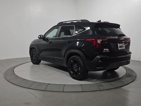 Used 2024 Kia Seltos X-Line image 3