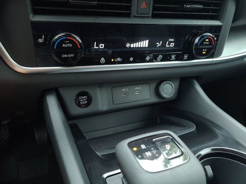 New 2026 Nissan Rogue SV w/ Cold Weather Package FWD image 16