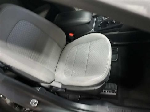 Used 2022 Ford Escape SE w/ Convenience Package FWD image 17