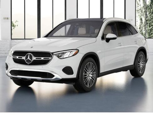 Used 2025 Mercedes-Benz GLC 300 image 1