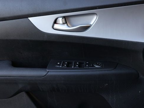 Used 2023 Kia Forte LXS image 23