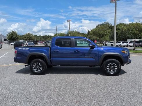 Certified 2023 Toyota Tacoma TRD Off-Road w/ TRD Premium Off Road Package AWD/4WD image 3