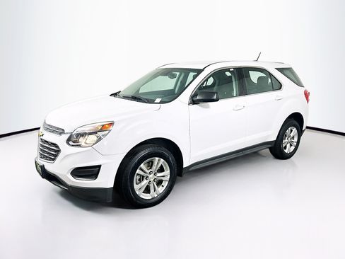 Used 2016 Chevrolet Equinox LS FWD image 3