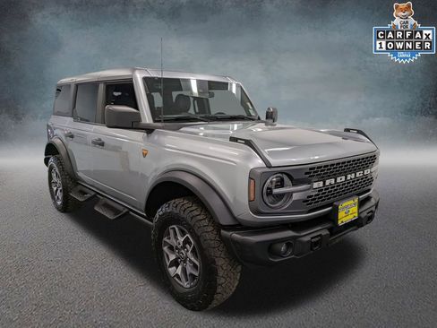 Used 2023 Ford Bronco Badlands AWD/4WD image 3