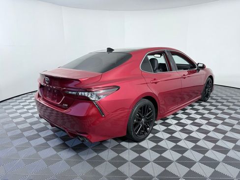 Used 2021 Toyota Camry XSE image 6