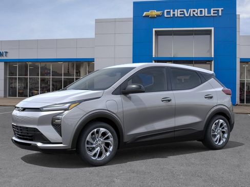 New 2027 Chevrolet Bolt LT w/ Comfort Package FWD image 27
