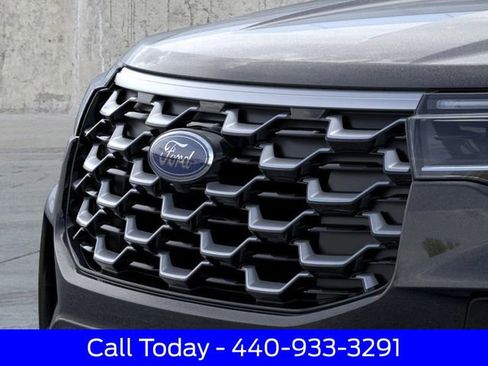 New 2026 Ford Explorer Platinum image 18