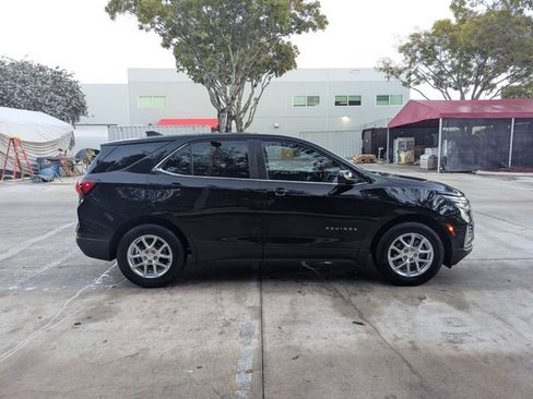 Used 2023 Chevrolet Equinox LT image 4
