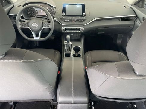 Certified 2022 Nissan Altima 2.5 SV FWD image 11