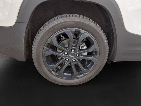 Used 2021 GMC Terrain SLT w/ Elevation Edition AWD/4WD image 13