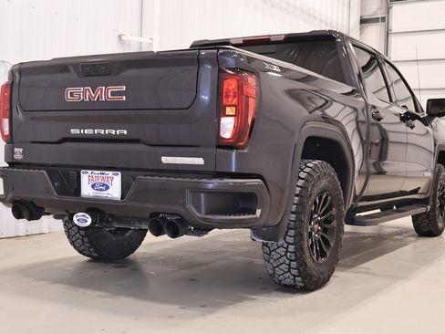 Used 2025 GMC Sierra 1500 Elevation w/ Elevation Premium Package image 9