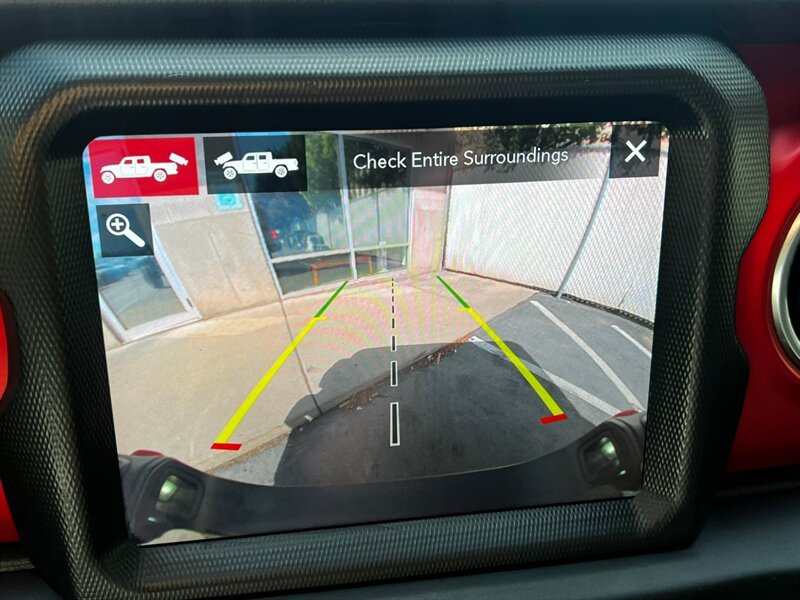 Used 2021 Jeep Gladiator Rubicon AWD/4WD image 38