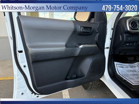 Used 2023 Toyota Tacoma SR5 AWD/4WD image 16