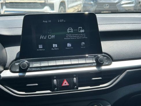 Used 2020 Kia Forte LXS FWD image 17