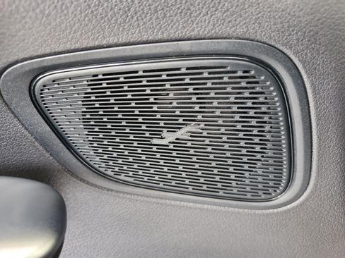 Used 2026 Mercedes-Benz GLC 300 image 25