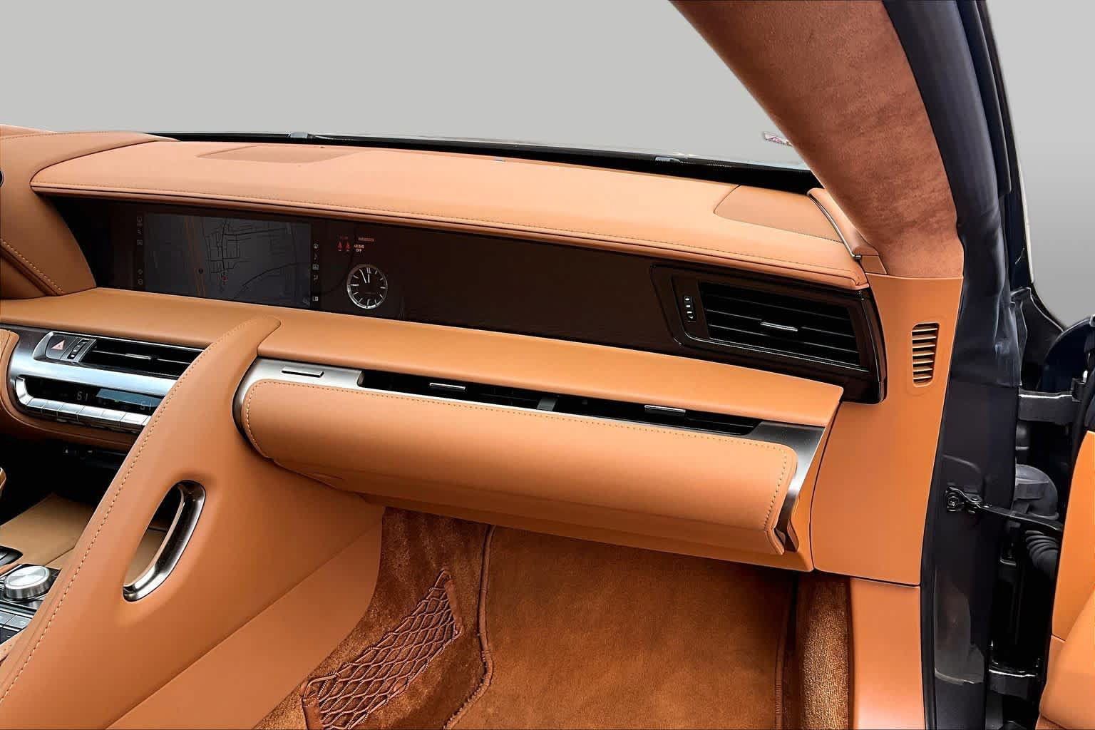 Used 2023 Lexus LC 500 Coupe w/ Touring Package RWD image 19