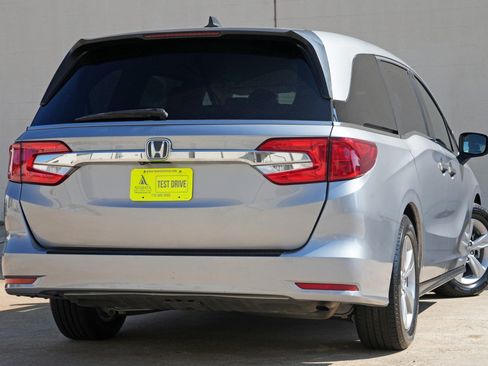 Used 2019 Honda Odyssey EX image 4
